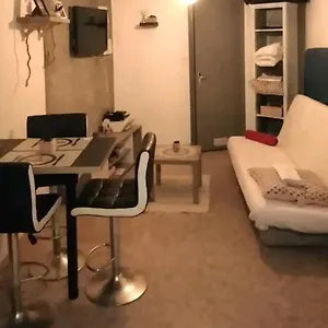  Appartement Charmant Studio